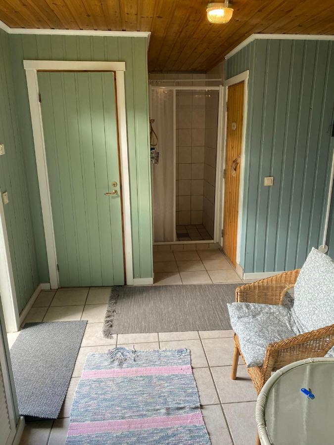 Gaeststuga I Loefsaeng Hajstorp Töreboda 外观 照片